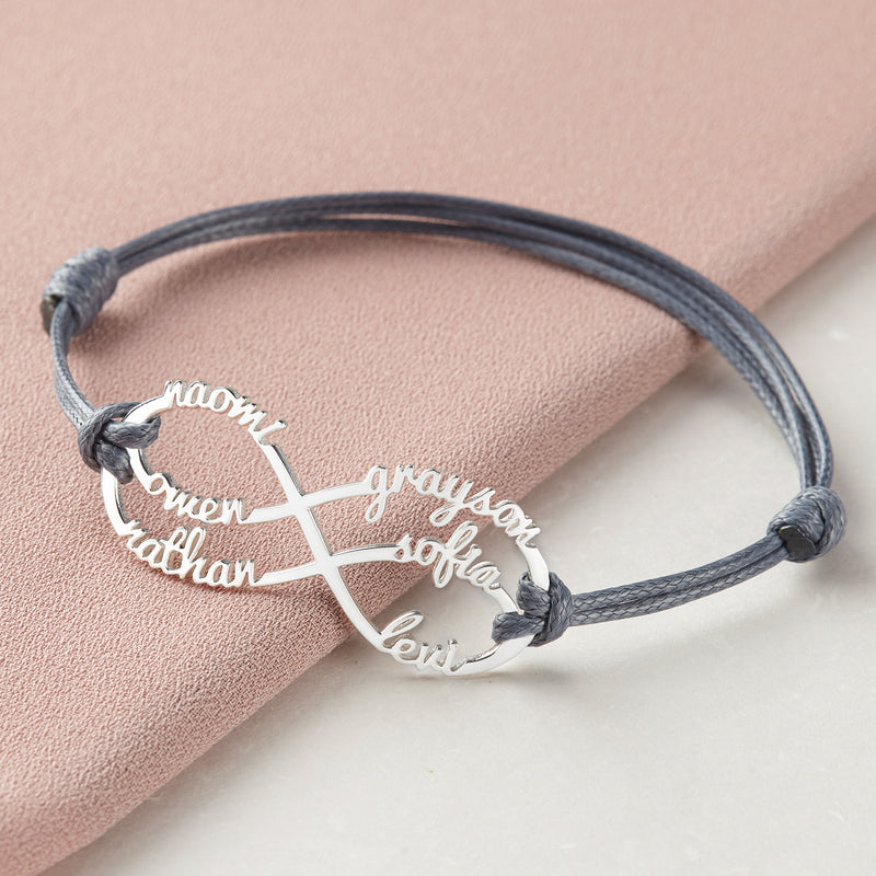 Personalized Mom Bracelet with Kids' Names – Infinity Bracelet with Custom Engraving